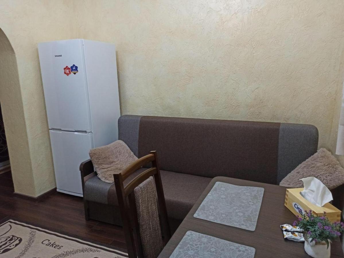 Квартира В Самом Центре Wi-Fi Appartement Tsjernivsi Buitenkant foto